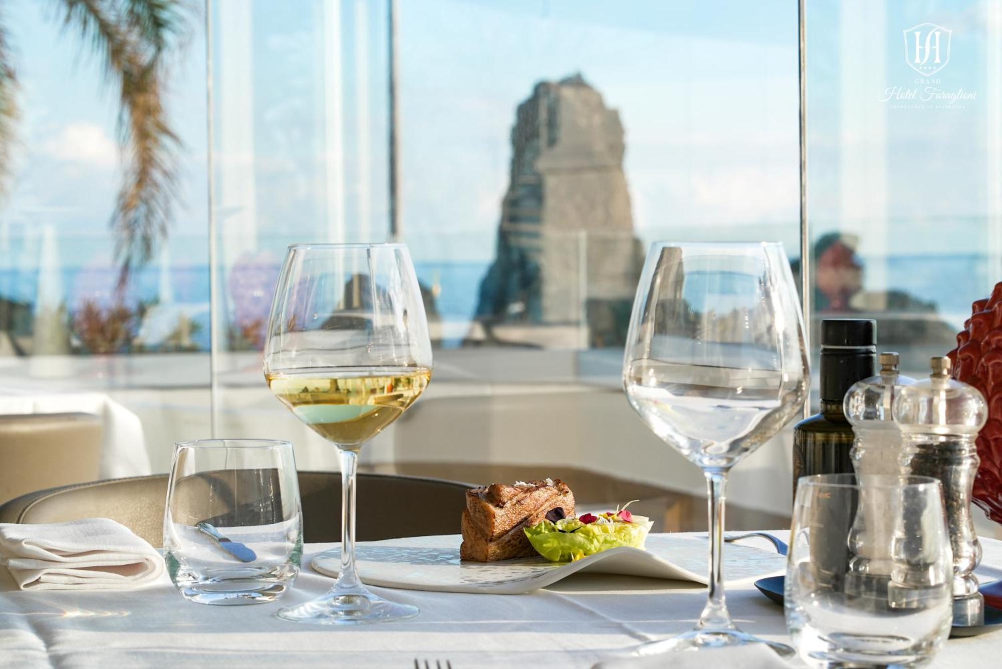 Grand Hotel Faraglioni Aci Trezza Esterno foto