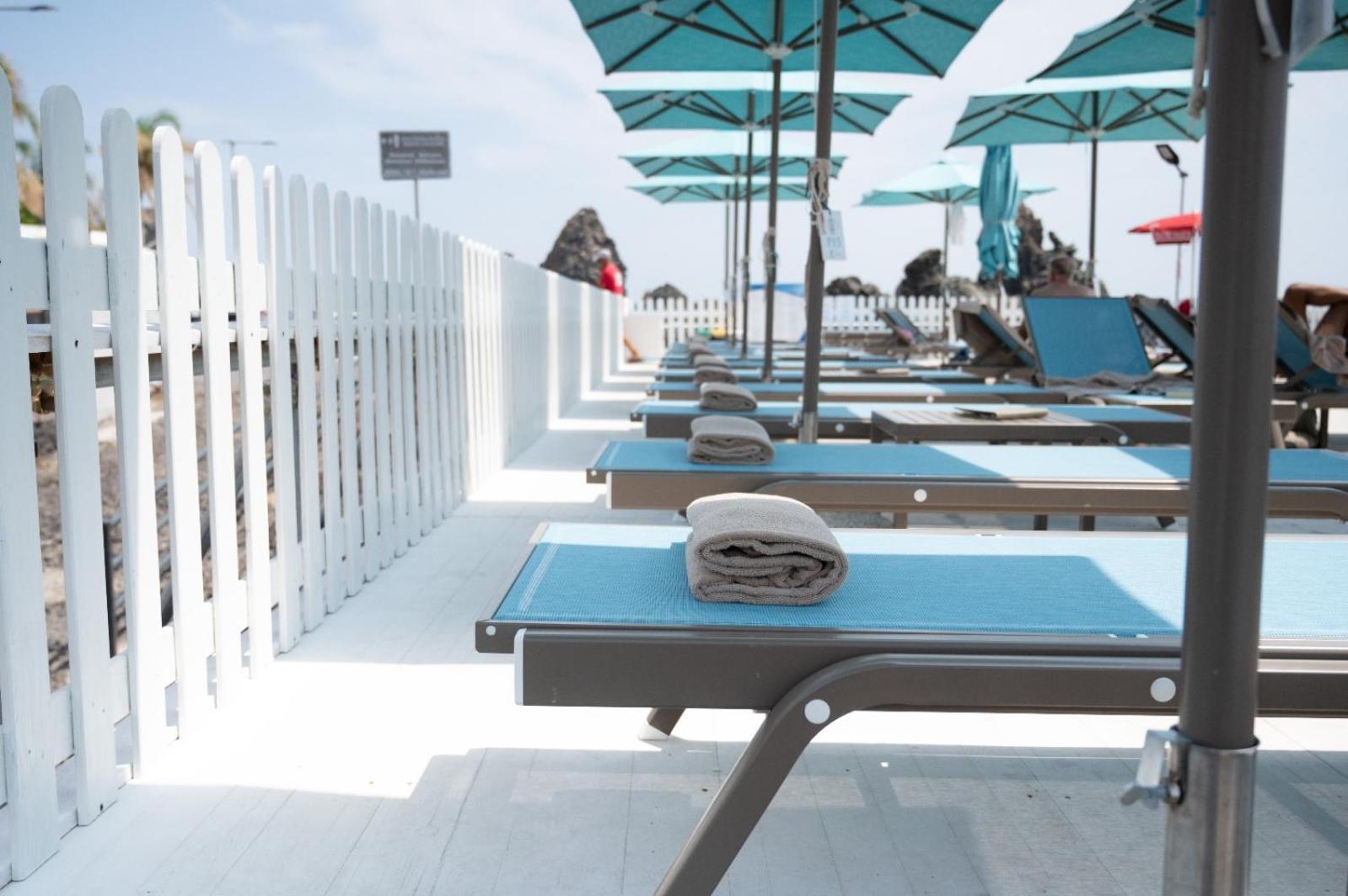 Grand Hotel Faraglioni Aci Trezza Esterno foto