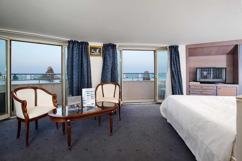 Grand Hotel Faraglioni Aci Trezza Esterno foto