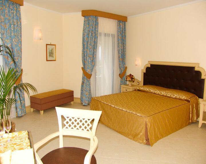 Grand Hotel Faraglioni Aci Trezza Esterno foto